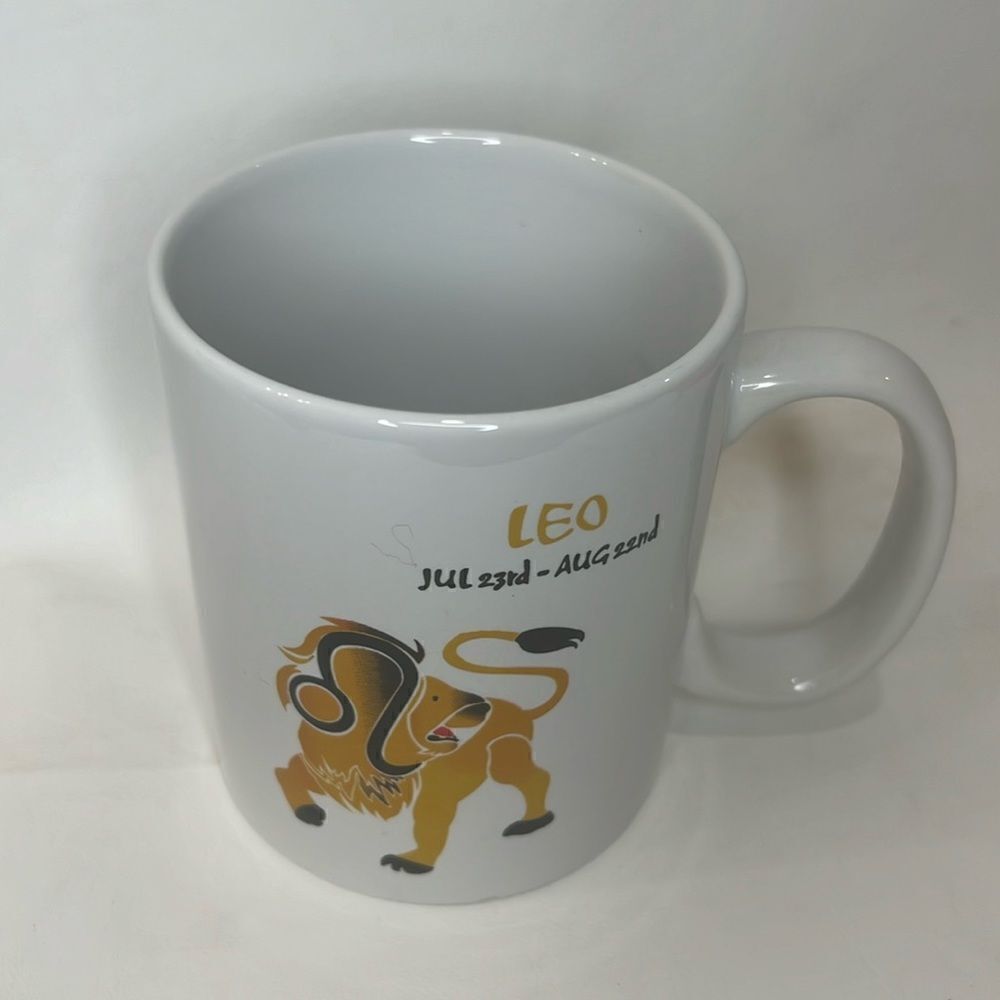 Leo Coffee Mug 20 Oz July 23rd - Aug 22nd Gold Lion White Zodiac Sky Sign